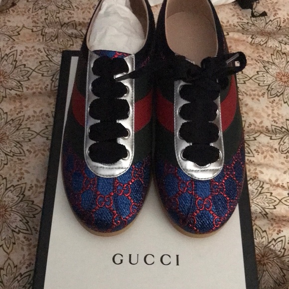 Gucci Shoes - Gucci Shoes (Unisex) New with box